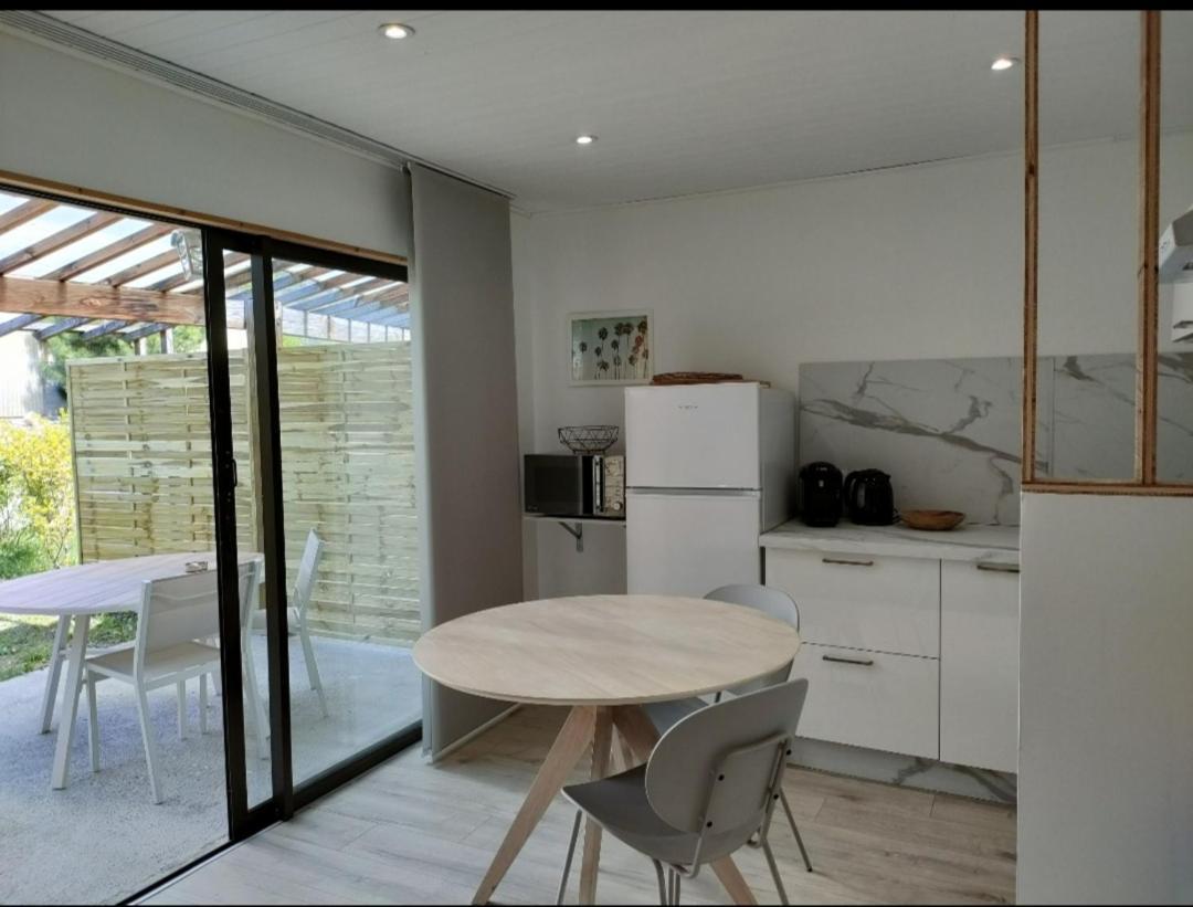 Le Cosy Du Plongeoir - T2 Neuf Avec Vue Sur Le Lac De Serre Poncon Et Grande Terrasse Avec Jardin Savines Kültér fotó